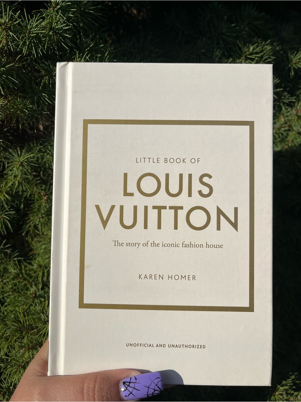 Louis Vuitton White and Gold Decorative Little Book